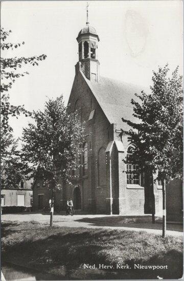 NIEUWPOORT - Ned. Herv. Kerk, Verzamelen, Ansichtkaarten | Nederland, Verzenden