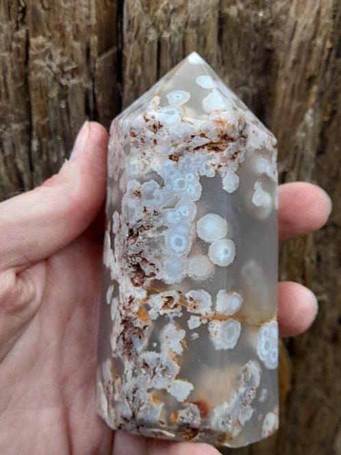 Dikke edelsteen obelisken van Bloemagaat (met geode) -, Verzamelen, Mineralen en Fossielen