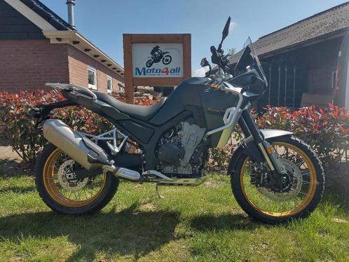 Kove 800 X PRO, Motoren, Motoren | Overige merken, Overig, 2 cilinders, meer dan 35 kW, Ophalen