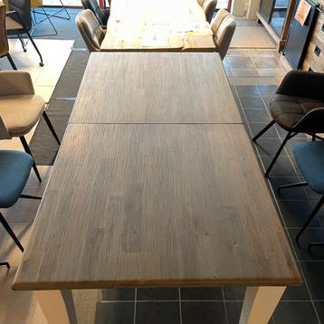 Acaciahouten uitschuiftafel met wit onderstel 100x190 beschikbaar voor biedingen