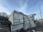 Partij geïsoleerde betonplaten  ±175 stuks - Gratis, Tuin en Terras, Tegels en Klinkers, Gebruikt