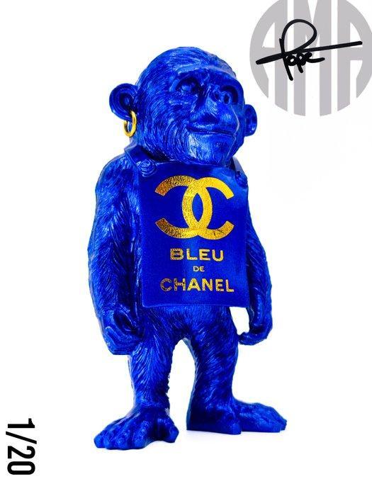 AMA • Pope (1985) - Bleu de Chanel Chimp - Chanel & Banksy, Antiek en Kunst, Kunst | Designobjecten
