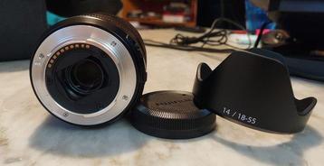 Fujifilm X-T4 + XF 18-55 R LM OIS Spiegelloze camera beschikbaar voor biedingen