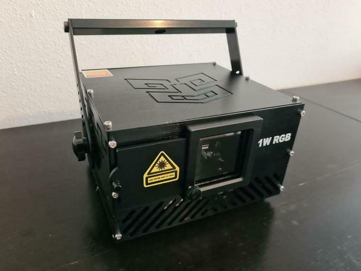 1 Watt (1000 mW) RGB laser projector ILDA 25 Kpps Full Diode, Muziek en Instrumenten, Licht en Laser, Geluidgestuurd, Kleur, Stroboscoopeffect