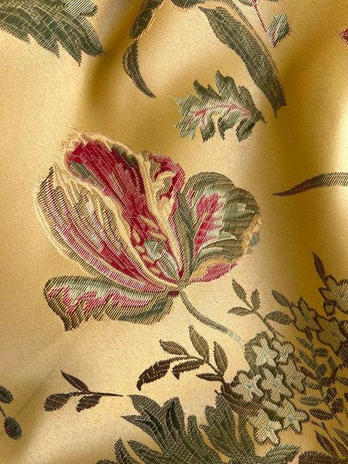 Klassieke damaststof. San Leucio goud - Textiel - 130 cm -, Antiek en Kunst, Curiosa en Brocante