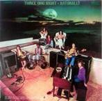 LP gebruikt - Three Dog Night - Naturally, Verzenden, Zo goed als nieuw