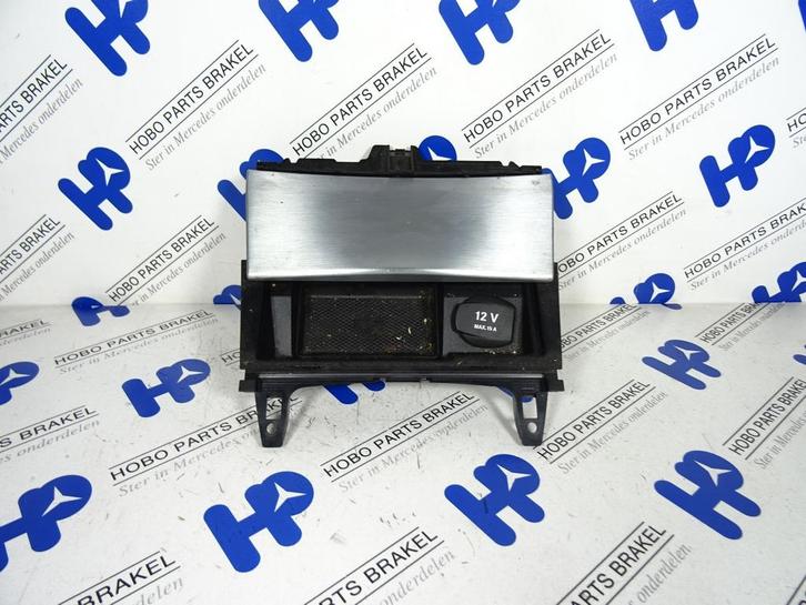 Asbak A 204 680 1350 zilver o.a: C-klasse w204, Auto-onderdelen, Interieur en Bekleding, Gebruikt, 3 maanden garantie, Mercedes-Benz