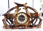 Sleutelkastje van porselein met mechanisch horloge in, Antiek en Kunst, Antiek | Klokken