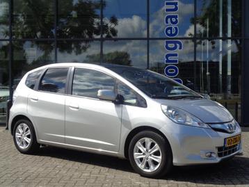 Honda Jazz Hybrid 1.4 I-vtec Elegance AUTOMAAT Panodak Clima beschikbaar voor biedingen