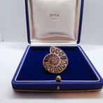 Gelamineerd zilver. - Hanger - Ammoniet fossiel.