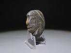Maya Steen Hoofdfiguur. 300-600 na Christus. 4 cm hoog.