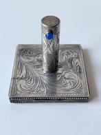 Reisset met toiletartikelen (2) - .800 zilver - houder voor