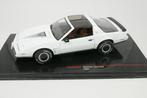 IXO 1:43 - Modelauto - Pontiac Firebird - 1982, Nieuw