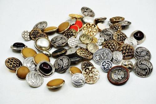 Themacollectie - 530 vintage knopen, Antiek en Kunst, Antiek | Speelgoed