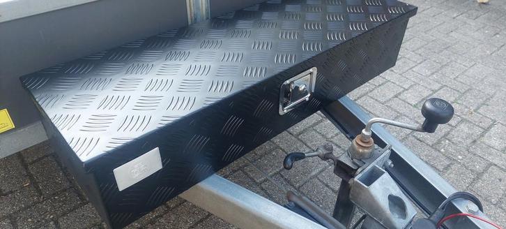 Aluminium box 950x320x190 zwart poeder gecoat, Auto diversen, Aanhangwagen-onderdelen, Nieuw, Ophalen of Verzenden