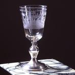 18e eeuwse gelegenheidsglas of bokaal met jachttafereel rond, Ophalen of Verzenden