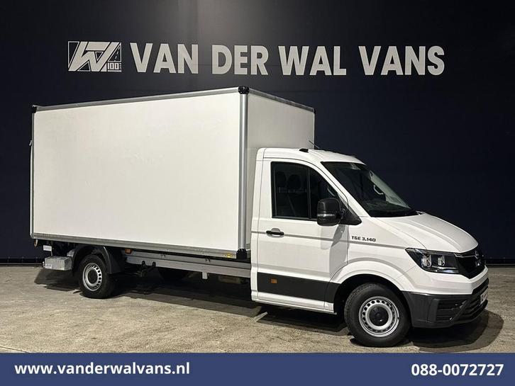 Volkswagen Crafter | 2.0 141pk Bakwagen Laadklep Euro6 Airco, Auto's, Bestelauto's, Dealer onderhouden, Lease, Handgeschakeld