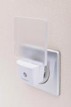 Integral LED Nachtlamp met dag/nacht sensor en met eurost..., Ophalen of Verzenden, Nieuw