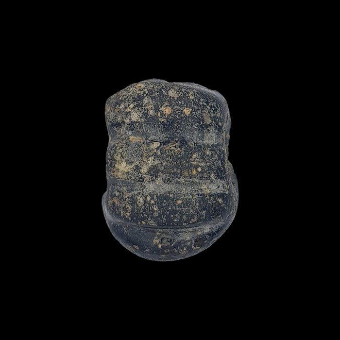 Oud-Romeins Prachtige glazen amulet hanger in de vorm van, Sieraden, Tassen en Uiterlijk, Antieke sieraden
