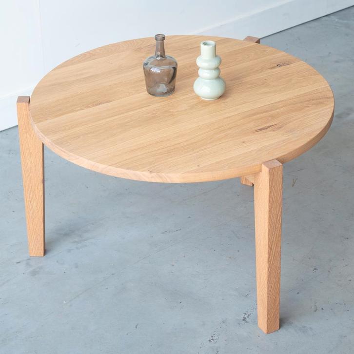 Rondure - eikenhouten ronde salontafel licht hout, Huis en Inrichting, Tafels | Salontafels, 50 tot 100 cm, Rond, Nieuw, Eikenhout