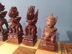 Schaakspel - Balinese Schaakstukken - Hout, Antiek en Kunst