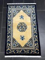 China - Vloerkleed - 136 cm - 83 cm - Professioneel, Nieuw