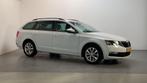 Zakelijke Lease |  Škoda Octavia Combi 1.0 TSI Greentech Bus, Gebruikt, Wit, Stationwagon, Handgeschakeld