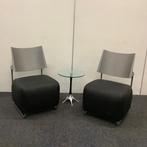 Complete set van 2 design stoelen + design tafel, Harri, Huis en Inrichting, Fauteuils, Ophalen of Verzenden, Gebruikt, Stof