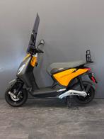 Piaggio One 45km/h brom elektrisch | 2024/2871km!, Fietsen en Brommers, Scooters | Piaggio, Maximaal 45 km/u, Ophalen of Verzenden