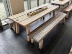 Hutten | Houten tafel met 2 banken | 5 sets beschikbaar, Gebruikt