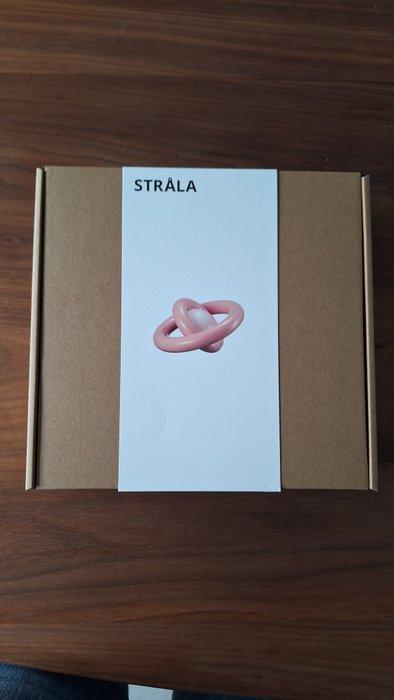 IKEA - IKEA - Lamp - STRÅLA - Plastic - Ikea Gustav Westman, Antiek en Kunst, Antiek | Lampen