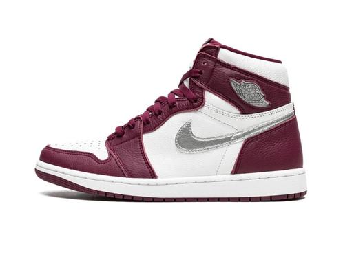 Air Jordan 1 Retro High OG Bordeaux - Maat 44 EU, Kleding | Heren, Schoenen, Ophalen of Verzenden