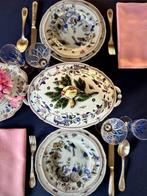 Tafelkleed voor grote tafels, met een elegante blauwe kleur., Antiek en Kunst, Antiek | Kleden en Textiel