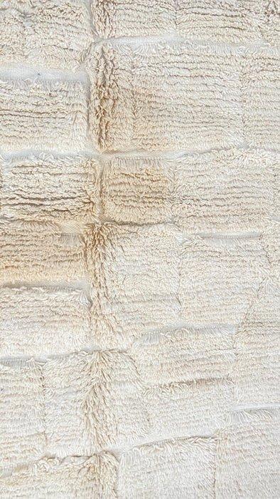 Exclusief Handgemaakt Berber Tapijt - Zacht, Tijdloos & Luxe, Huis en Inrichting, Stoffering | Tapijten en Kleden