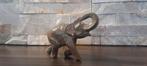 Pierre Chenet (XX-XXI) - sculptuur, LElephant a la trompe