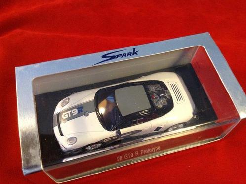 Spark 1:43 - Model raceauto - ref. #S0748 9ff GT9 R, Hobby en Vrije tijd, Modelauto's | 1:5 tot 1:12