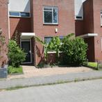 Eengezinswoning gemeubileerd met 4 slaapkamers, Huizen en Kamers, Kamers te huur, 50 m² of meer, Almere