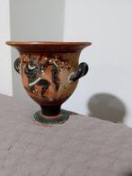Klein krater - Keramiek - Italië - Griekse verovering en