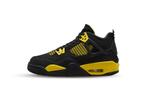 Air Jordan 4 Retro Thunder (2023) (GS), Kleding | Dames, Schoenen, Nieuw