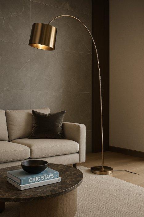 BoConcept - BoConcept - Staande lamp - Kuta vloerlamp -, Antiek en Kunst, Antiek | Lampen
