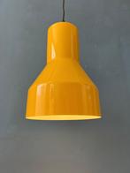 Yellow Metal Industrial Shaped Space Age Pendant Light, Huis en Inrichting, Ophalen of Verzenden, Nieuw