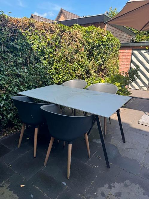 Mooie tijdloze tuinset // 5-delig, Tuin en Terras, Tuinsets en Loungesets, Tuinset, Eettafel, Stoel, Gebruikt, Overige materialen