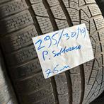 2 x Pirelli 295-30-19 Winterbanden 7,5mm, 19 inch, Gebruikt, 295 mm, Band(en)