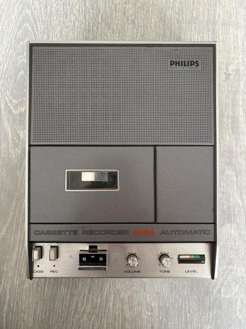 Philips - N2204 Automatic Cassetterecorder-speler, Audio, Tv en Foto, Radio's