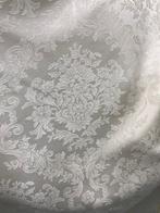 San Leucio top quality - exclusief damast met bloemen van