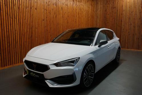 NR.001 Cupra Leon 1.4 E-hybrid 245pk VZ COPPER EDITION /PANO, Auto's, Cupra, Dealer onderhouden, Onderhoudsboekje, Automaat, Hatchback