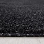 Hoogpolig Vloerkleed | Ata | Antraciet | 200x290 cm, Huis en Inrichting, Stoffering | Tapijten en Kleden, Verzenden, Nieuw