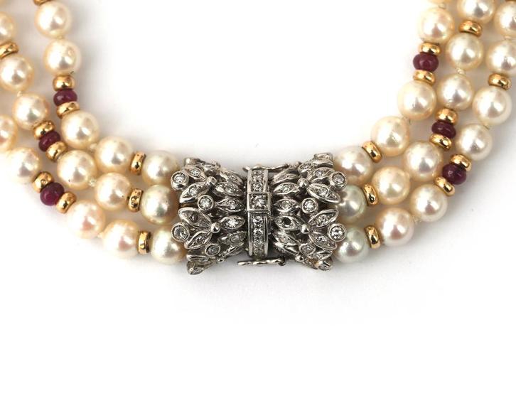 3-rijïg parelcollier met robijnen, 14krt. witgoud sluiting, Sieraden, Tassen en Uiterlijk, Kettingen, Gebruikt