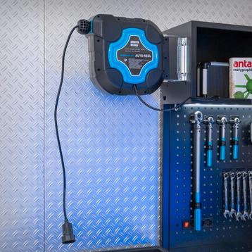 Datona Stroomhaspel 15 meter – 3 x 2,5 mm – draaibaar en beschikbaar voor biedingen