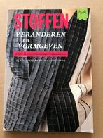 Mode - Stoffen Veranderen en Vormgeven - vrij zeldzaam, Boeken, Ophalen of Verzenden, Zo goed als nieuw, Borduren en Naaien